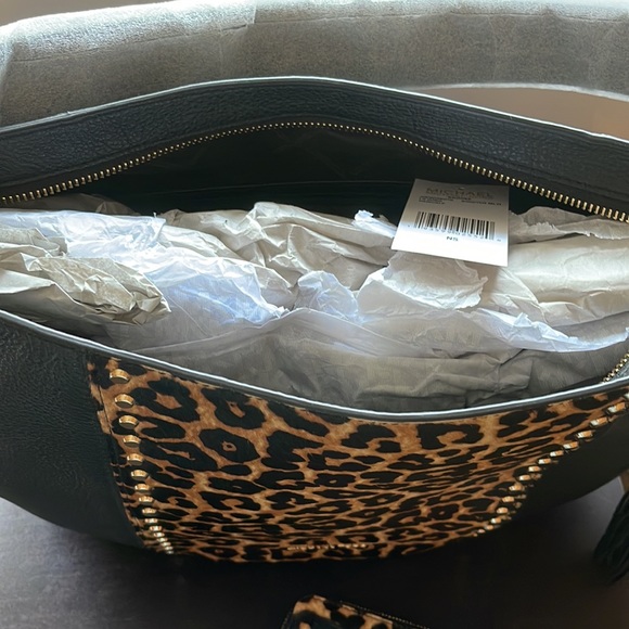 Michael Kors Large Hobo bag NWT with matching wallet - Picture 7 of 8